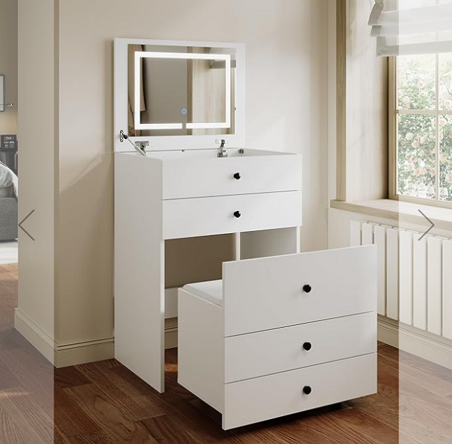 The Ultimate Guide to Choosing the Right Size Vanity Table for a UK Bedroom (Small Spaces Welcome!)